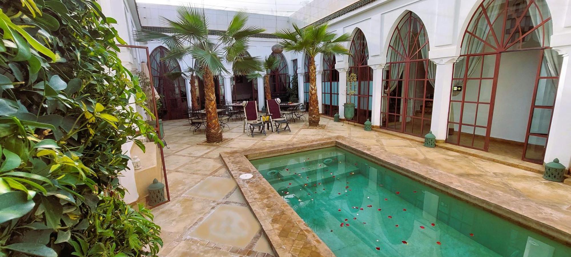 Riad Ramzi Heddad المظهر الخارجي الصورة